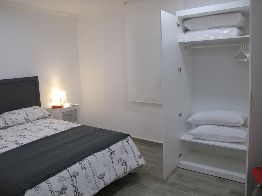 Apartamentos Romero Alicante Ngoại thất bức ảnh